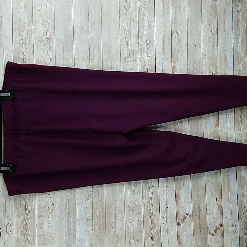 Zenana Premium, Burgandy leggings, Sz 2X - Picture 3 of 4